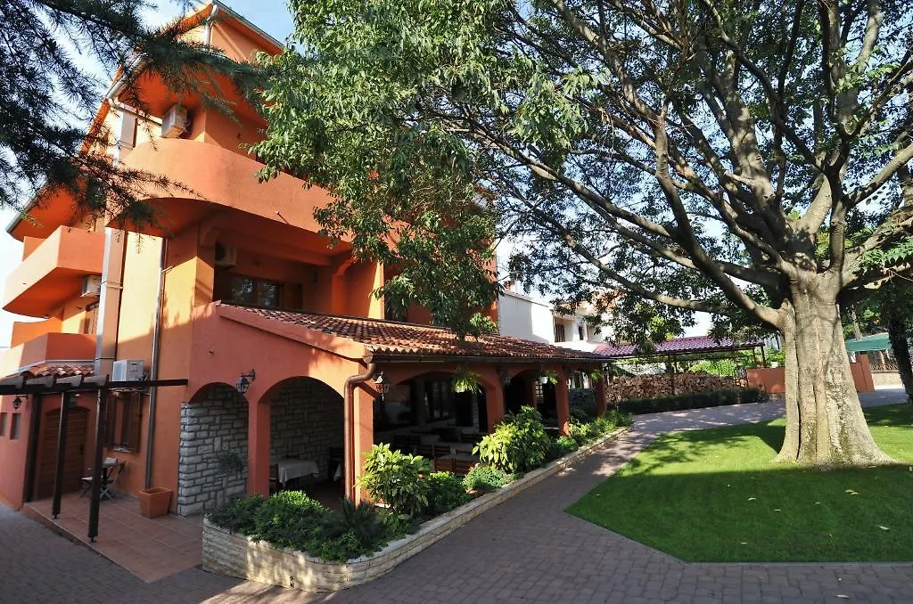 Bed & Breakfast Villa Maimare Biograd Na Moru