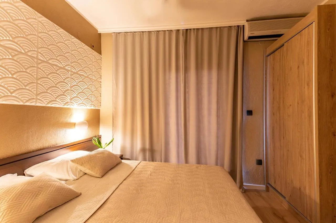 Villa Maimare Biograd Na Moru Bed & Breakfast